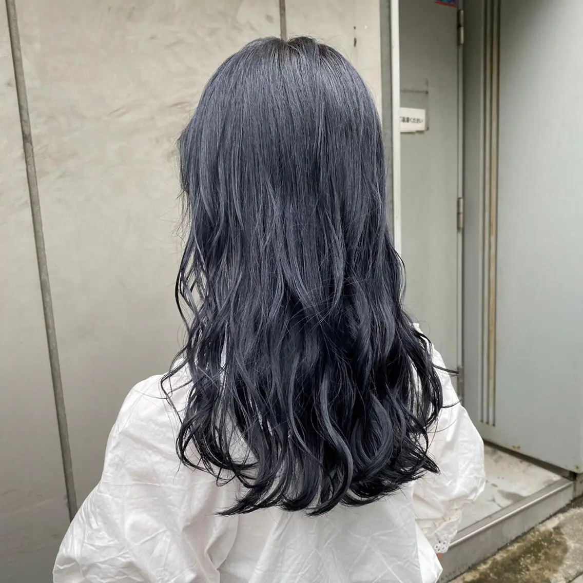 ロング カラー パーマ ヘアアレンジ メンズ キッズ ネイル マツエク・マツパ ブルーカラー ブルージュ ブルー ヘアカラー 🦋韓国風カラー🦋 こうせい原宿のヘアスタイル