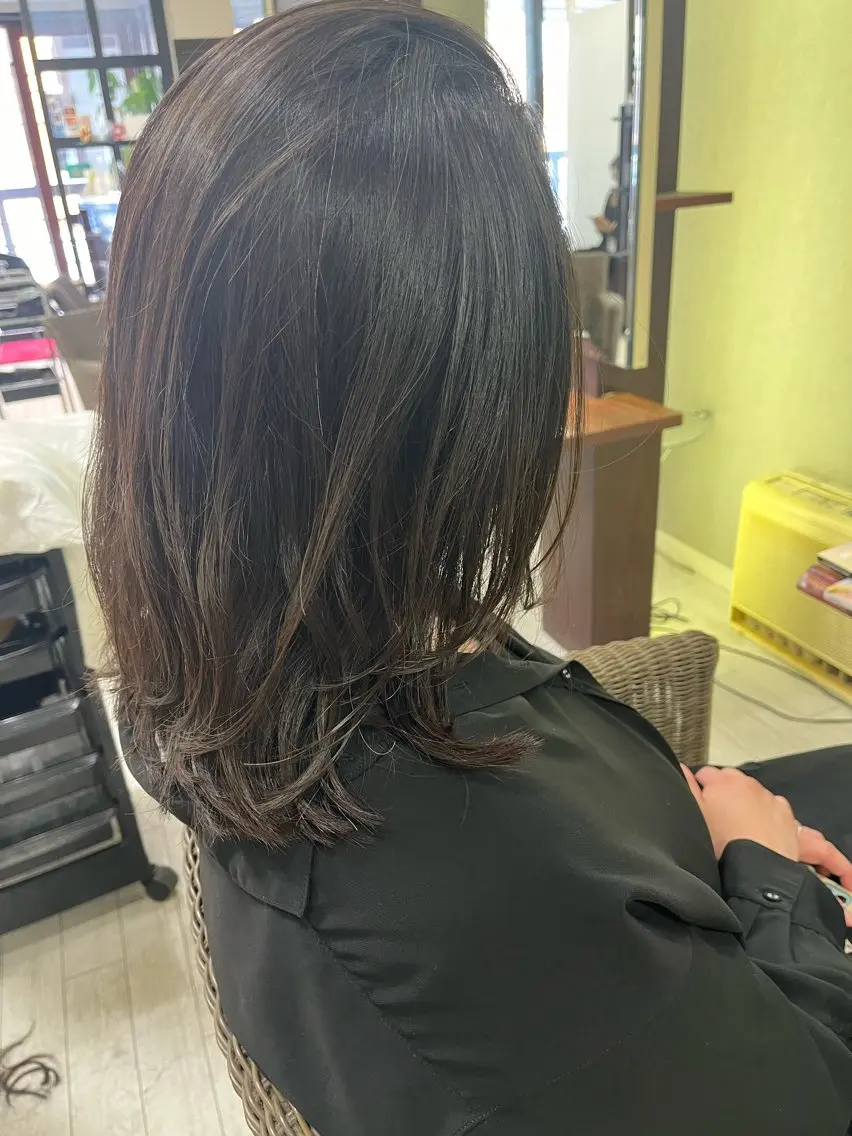 セミロング くせ毛 ママ美容師 ＊ヒマワリのヘアスタイル