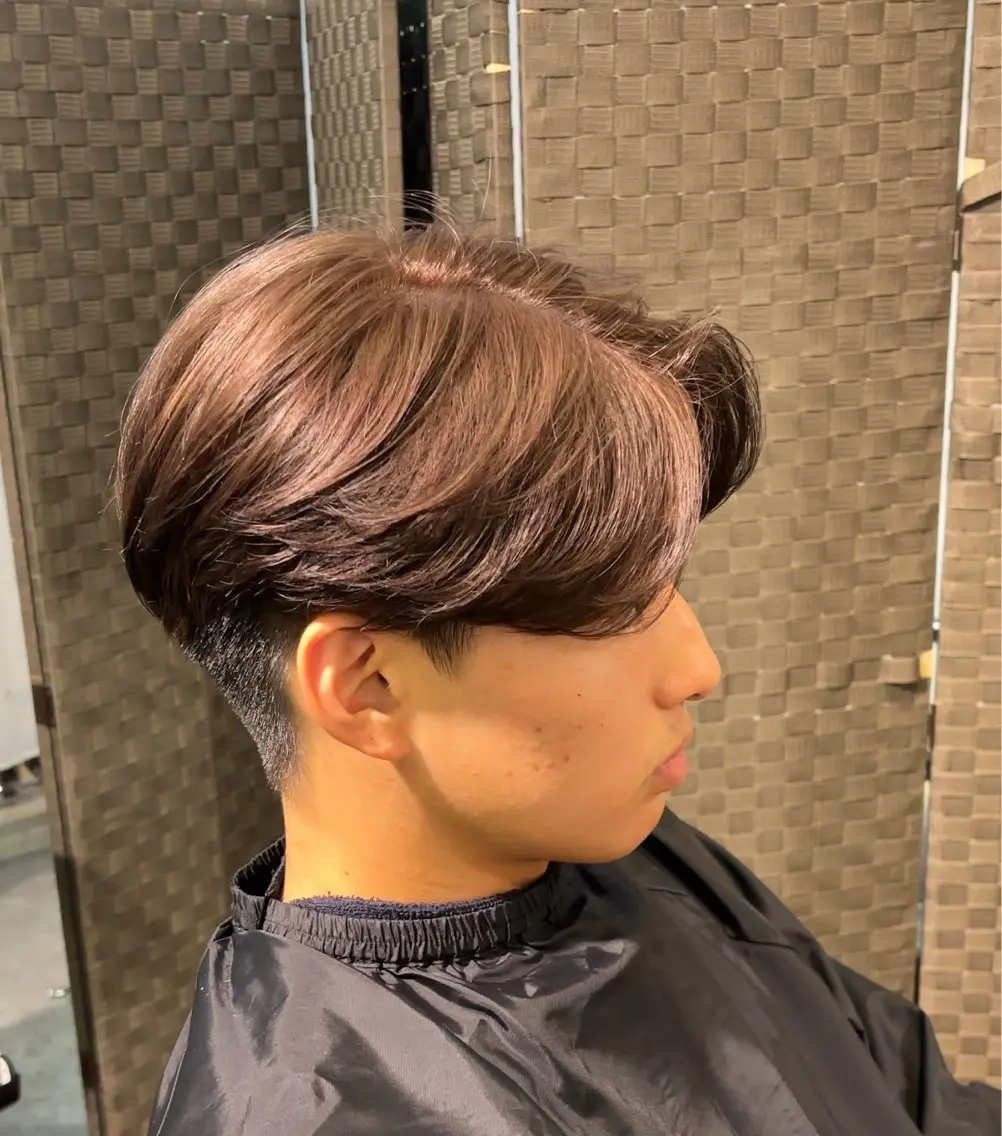 カラー メンズ メンズブリーチ ブリーチ カット ヘアカラー 縮毛矯正/メンズ パーマ/岩名新大のヘアスタイル