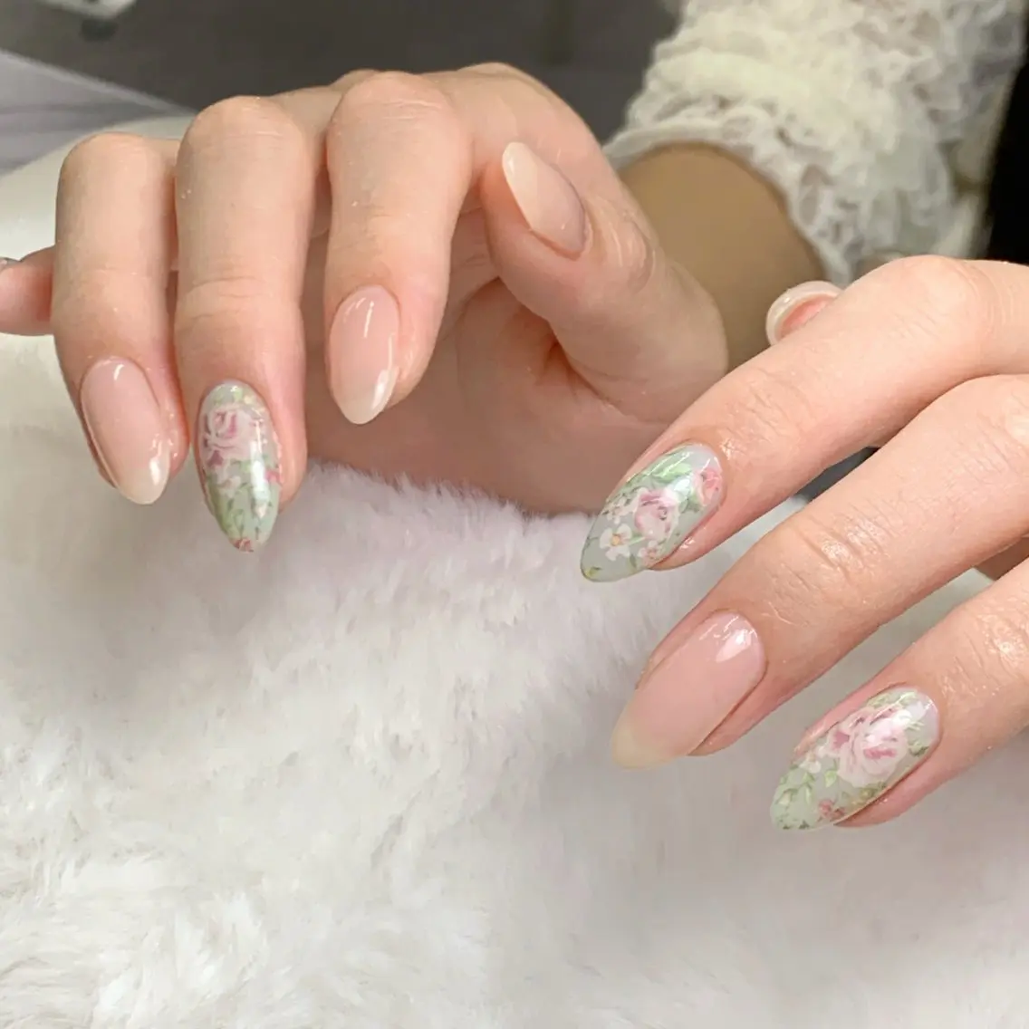 ネイル ハンドネイル Mi.o メイ✨のネイルデザイン