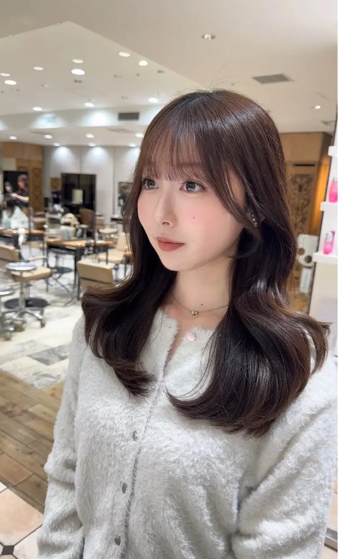ロング 銀座/レイヤー 顔周りカット溝手優太のヘアスタイル