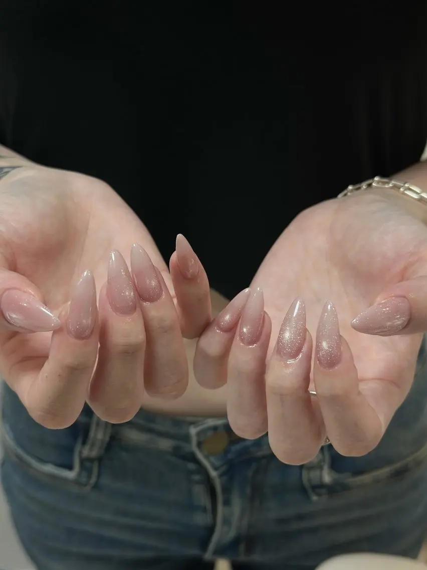 ネイル チークネイル ドット フレンチネイル グラデーション ハート ハンドネイル Julli NailStudioのネイルデザイン