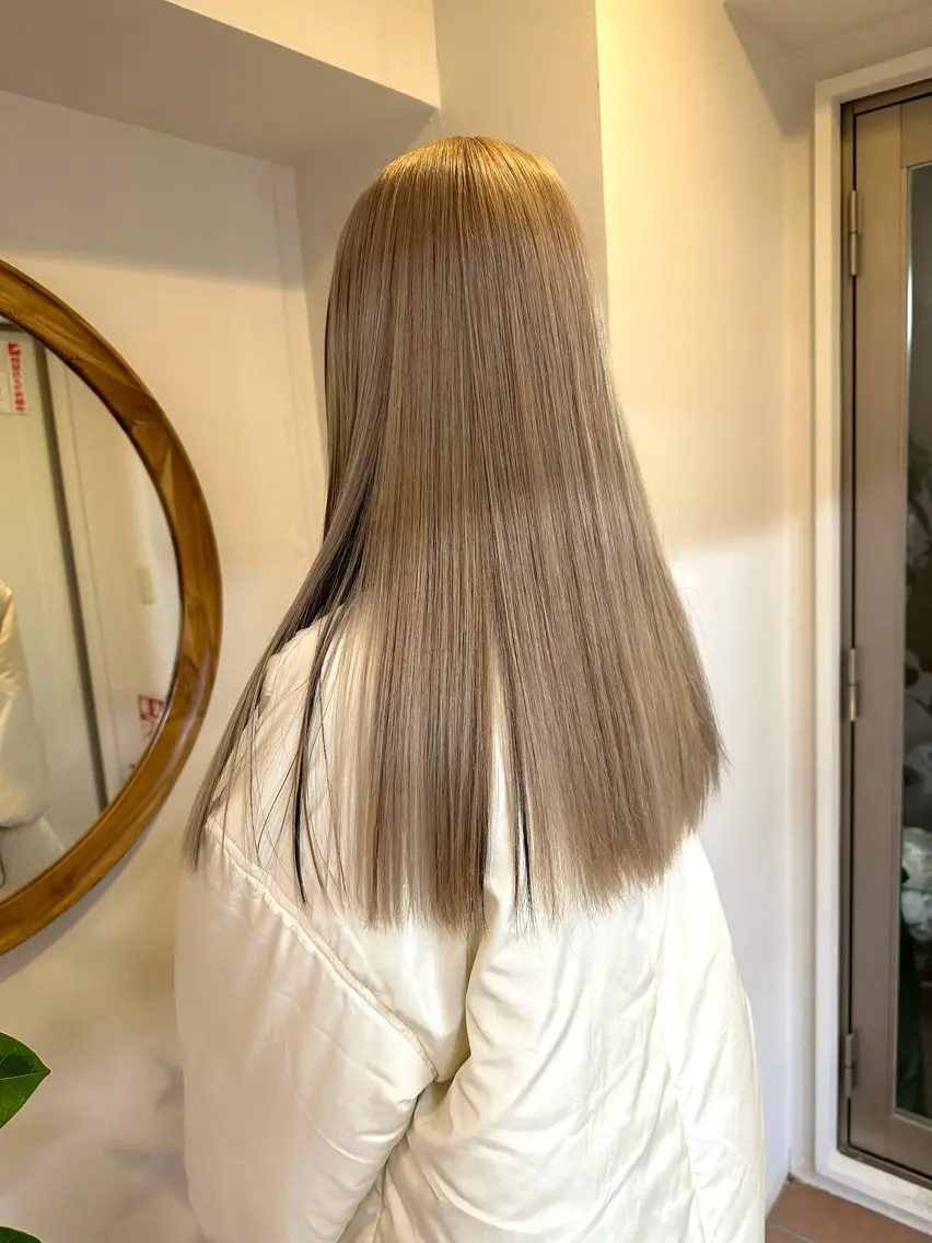 ロング カラー ヘアカラー トリートメント ブリーチカラー💫 Miku🫶🏻のヘアスタイル