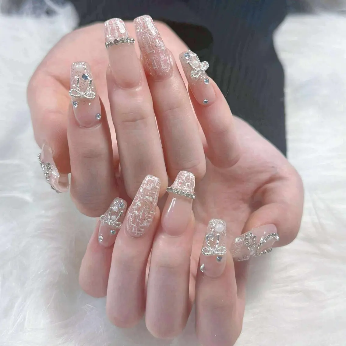 ネイル Hin Nailのネイルデザイン