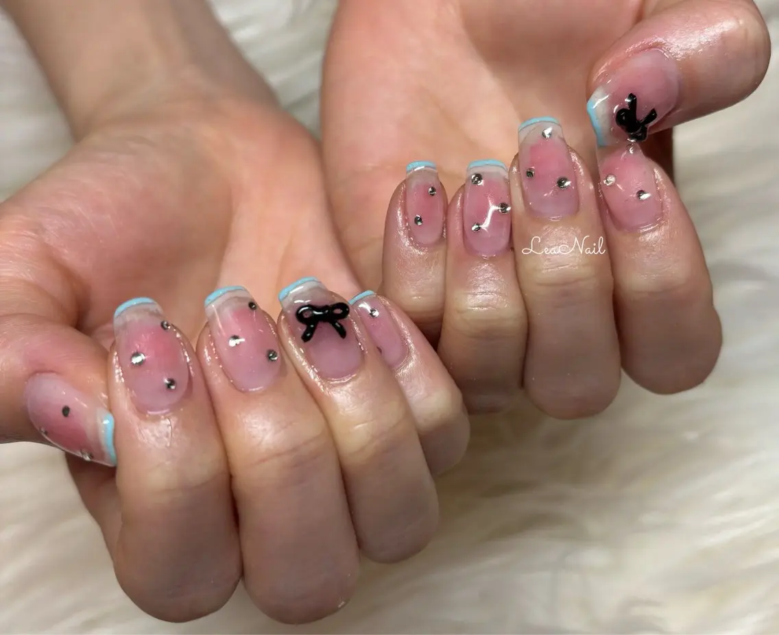 ネイル チークネイル 持ち込み Lea Nailのネイルデザイン