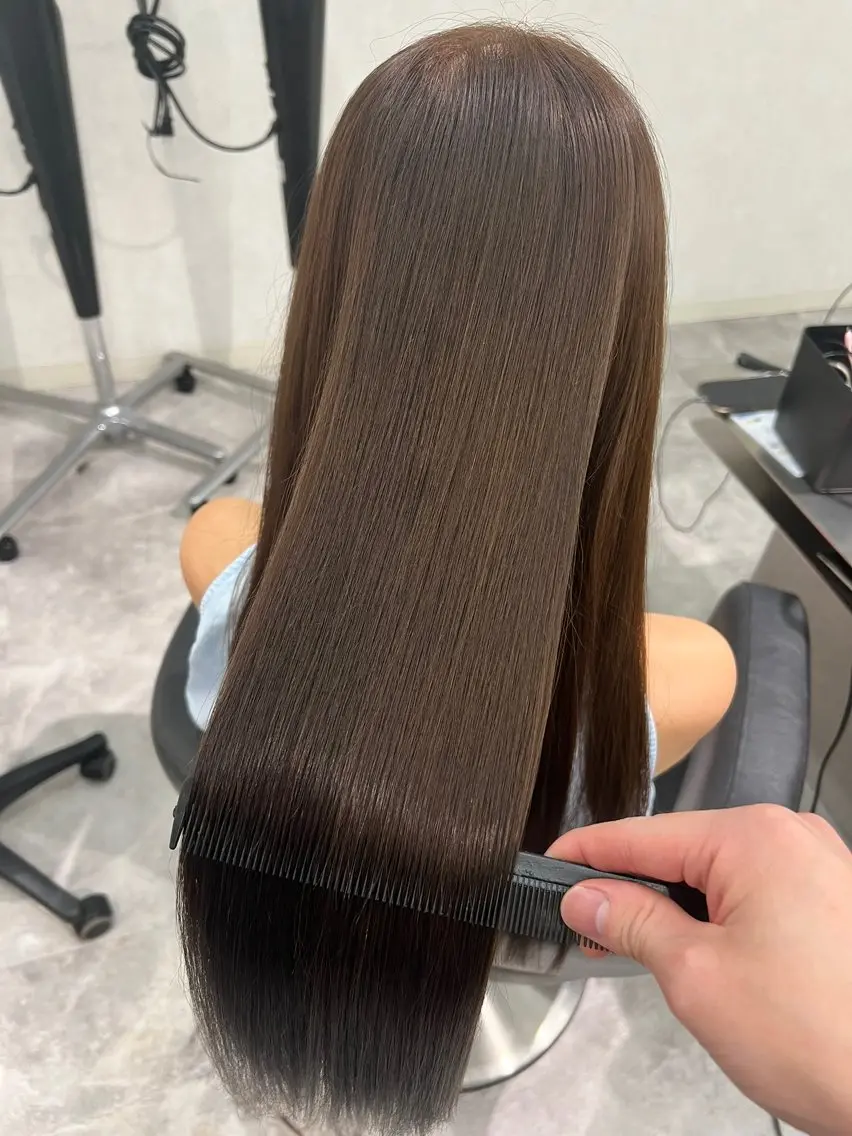 カラー 艶髪✨透明感カラー 山本　遥斗のヘアスタイル