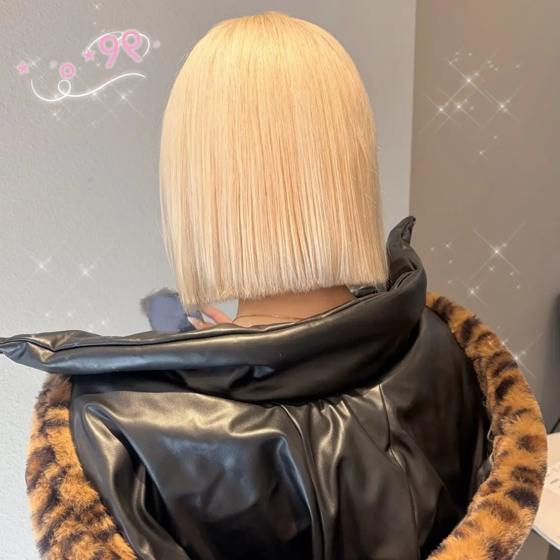 カラー ブリーチ ブロンド ホワイトブロンド カット ヘアカラー 顔周り/ガーリー /ヘアメ/あつはのヘアスタイル