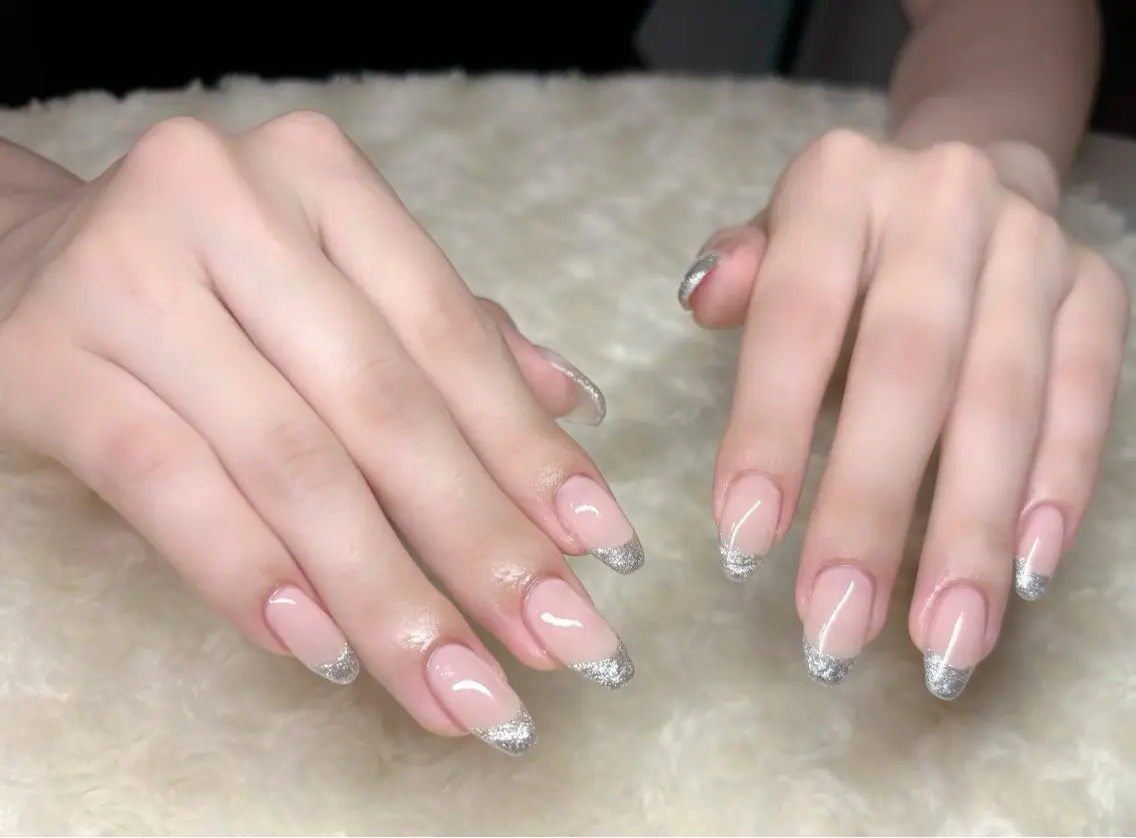 ネイル e.b.mimi Wakanaのネイルデザイン
