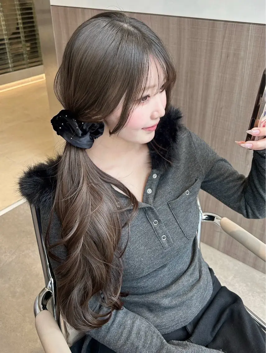 セミロング カラー ヘアアレンジ メンズ ‎透明感×艶髪 ‎🫒maki🎀のヘアスタイル