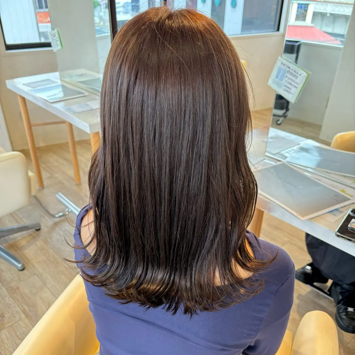 ミディアム カラー ヘアアレンジ ベージュカラー オリーブベージュ 【韓国ヘア/透明感 カラー】makotoのヘアスタイル