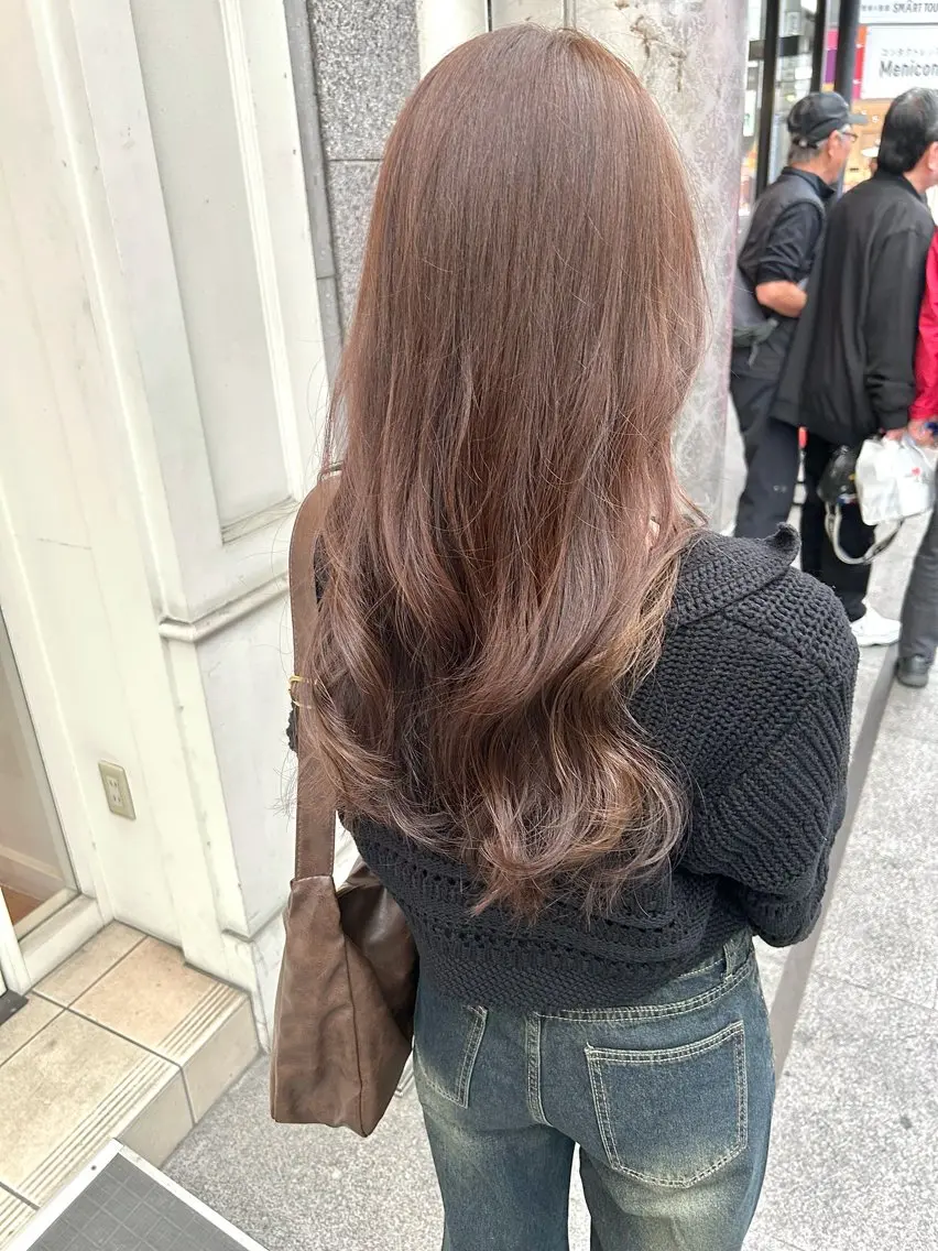 セミロング 樋富 優香のヘアスタイル
