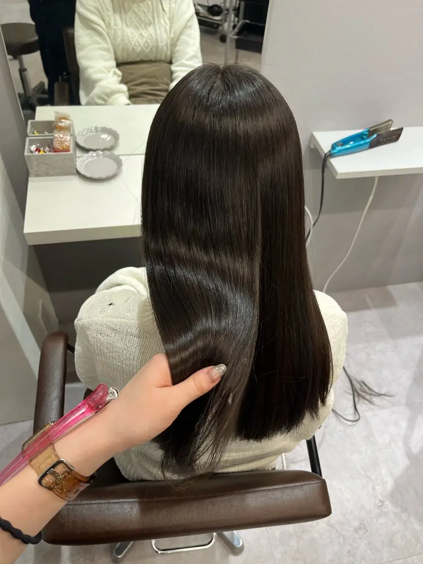 ロング 縮毛矯正 カット 縮毛矯正 トリートメント 酸性縮毛矯正 Coreすずのヘアスタイル