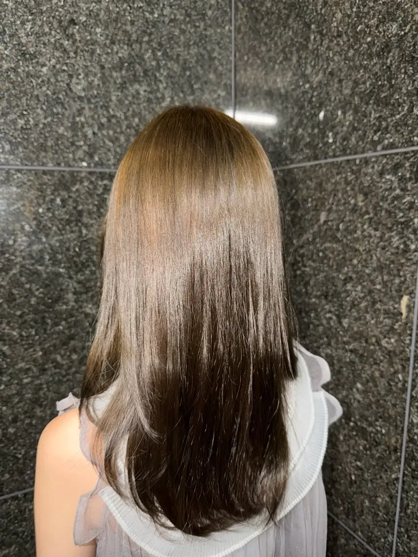 カラー 透明感カラー🫧 EMAのヘアスタイル
