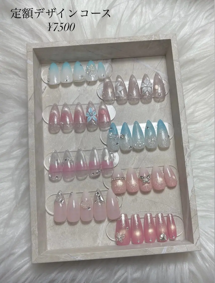 ネイル チークネイル ドット フラッシュネイル フラッシュマグ 韓国ネイル ハンドネイル nail salon Anela🪽🫧のネイルデザイン
