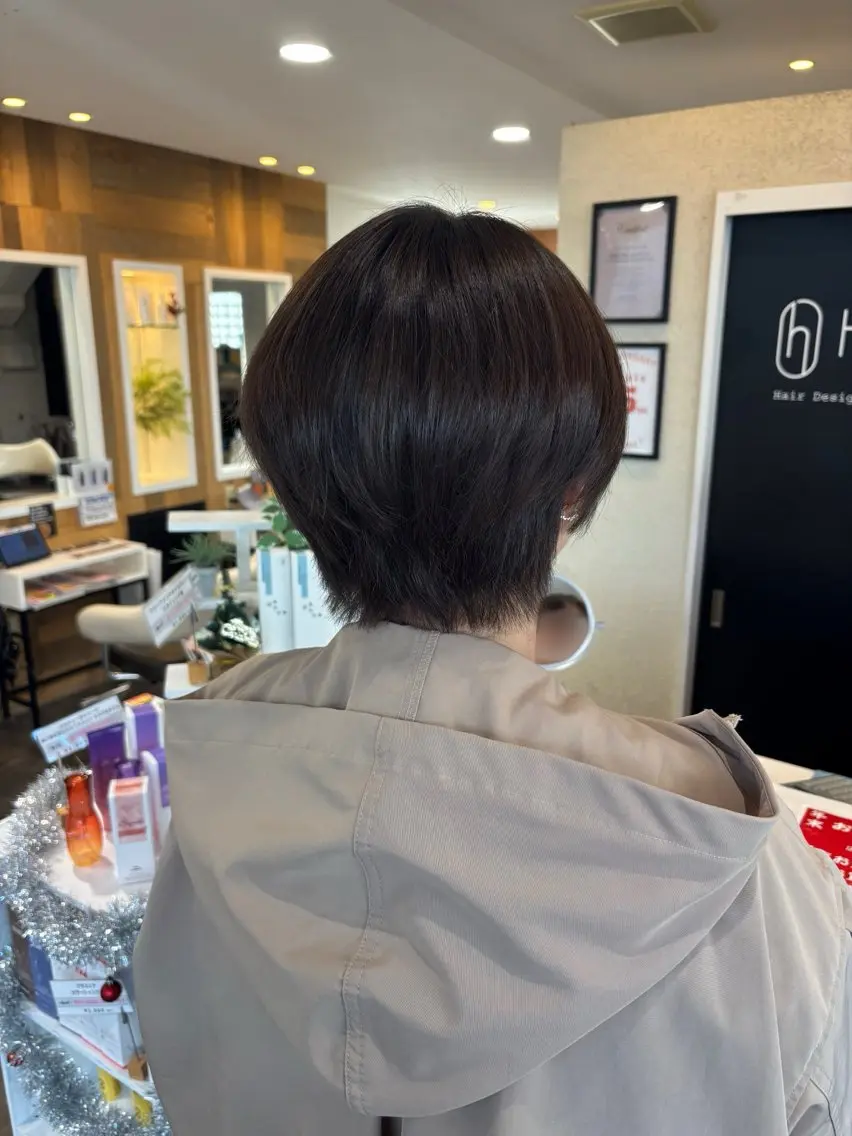 ショート くびれヘア ショートヘア 藤原 梨夢のヘアスタイル