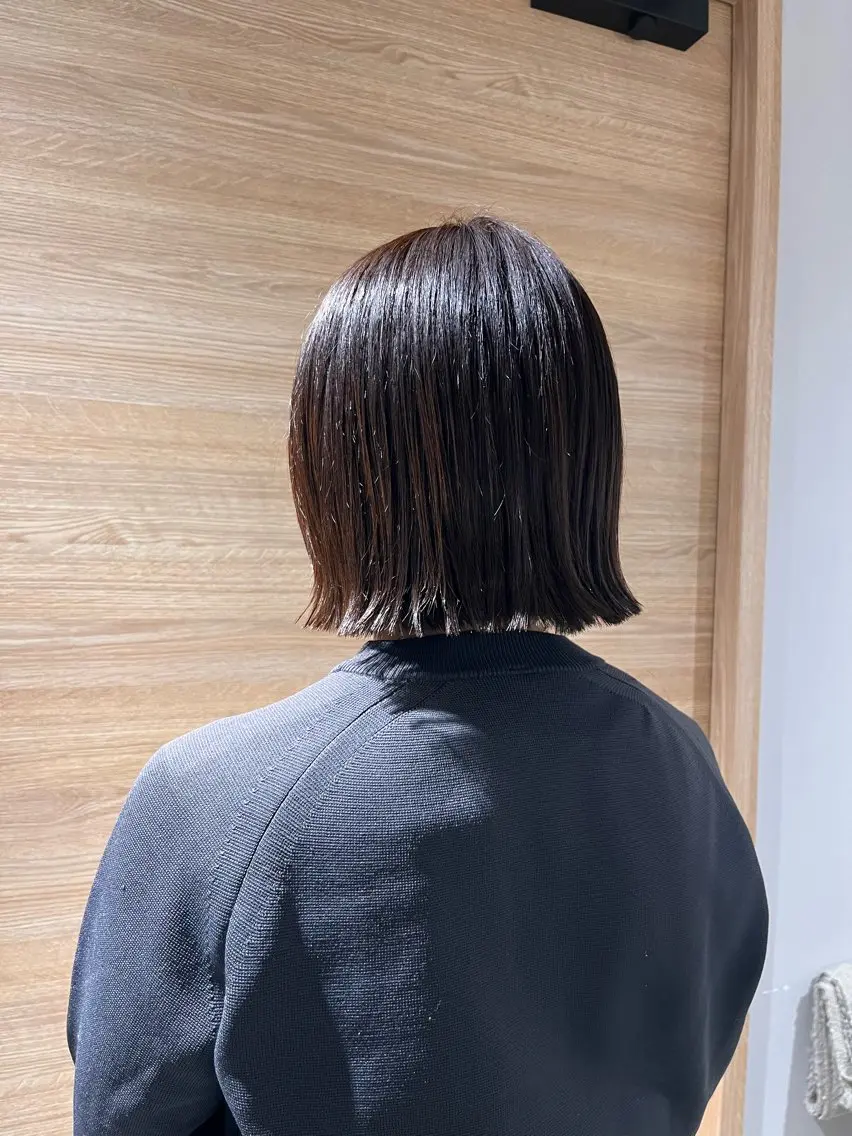 ミディアム 切りっぱなしボブ ボブ 透明感ケアカラー/ レイヤー/ryokaのヘアスタイル