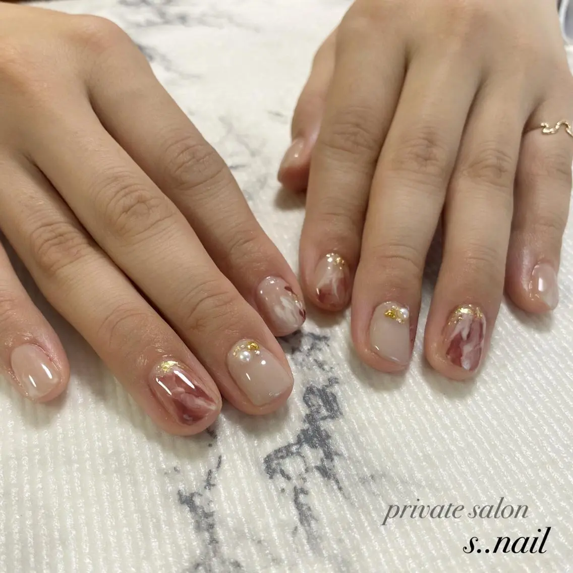 ネイル オフィスネイル バレンタイン ハンドネイル フットネイル s..nail / MORITAのネイルデザイン