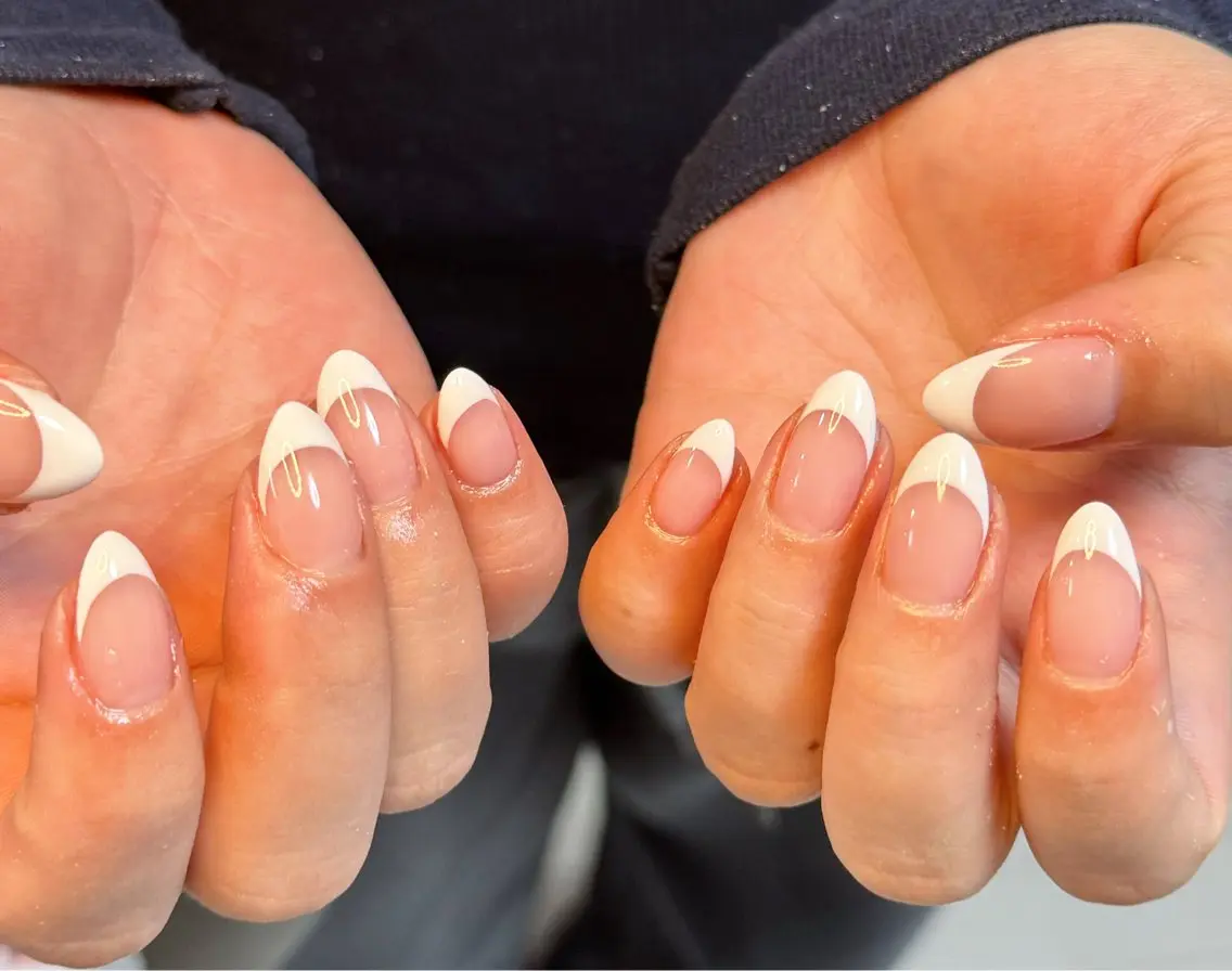 ネイル アートネイル オーロラネイル チークネイル フレンチネイル ガラスフレンチ ハンドネイル 🎀🎀YooLi Nail Salonのネイルデザイン
