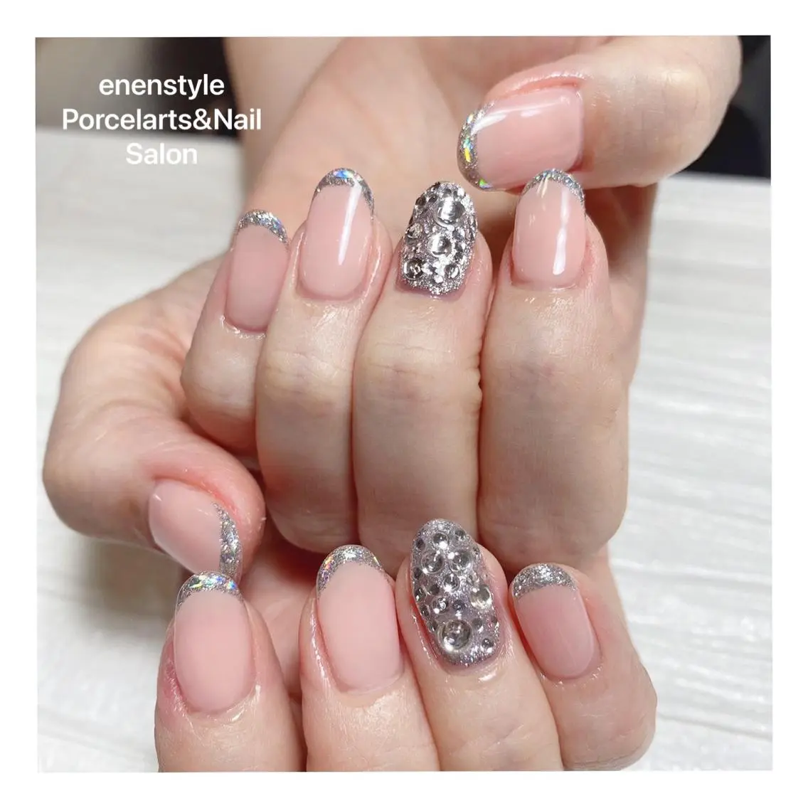 ミディアム ネイル ハンドネイル 🐾enen style 🐾のネイルデザイン