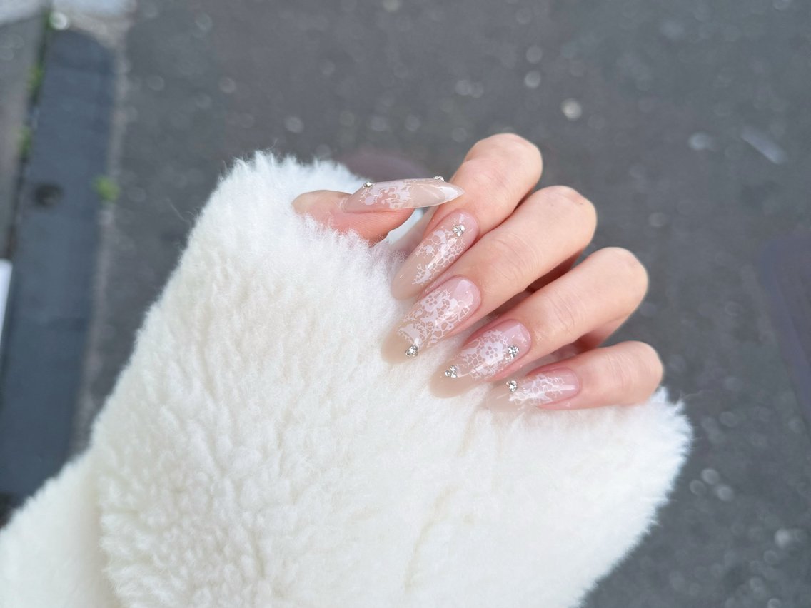 ネイル アートネイル オーロラネイル チークネイル フレンチネイル ガラスフレンチ ハンドネイル 🎀🎀YooLi Nail Salonのネイルデザイン