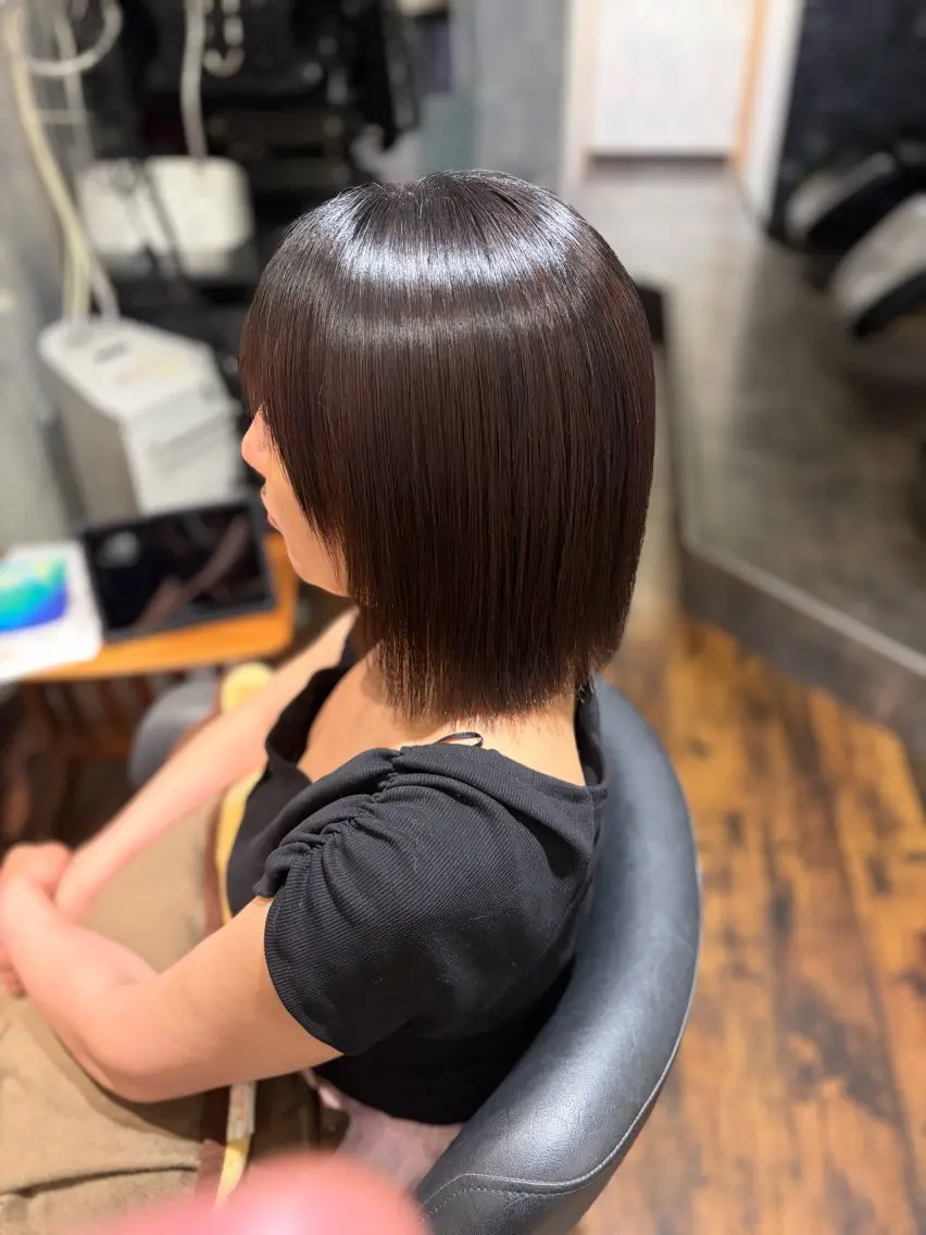 ショート 縮毛矯正 カット 縮毛矯正 ✨矯正口コミ4.9✨ 歴21年代表ヨシアキのヘアスタイル