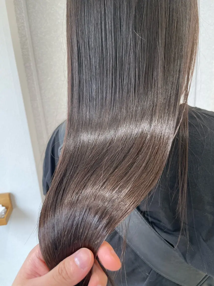 セミロング カラー カット ヘアカラー トリートメント 堀内 翔のヘアスタイル