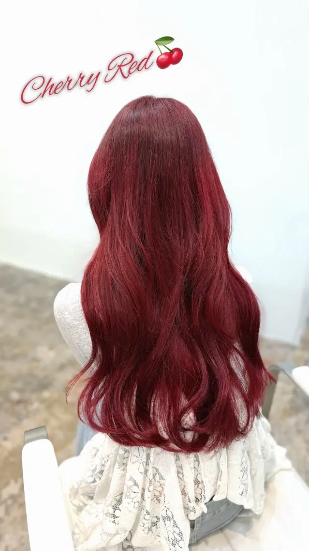 ロング ヘアカラー 透明感カラー🫧 manaのヘアスタイル