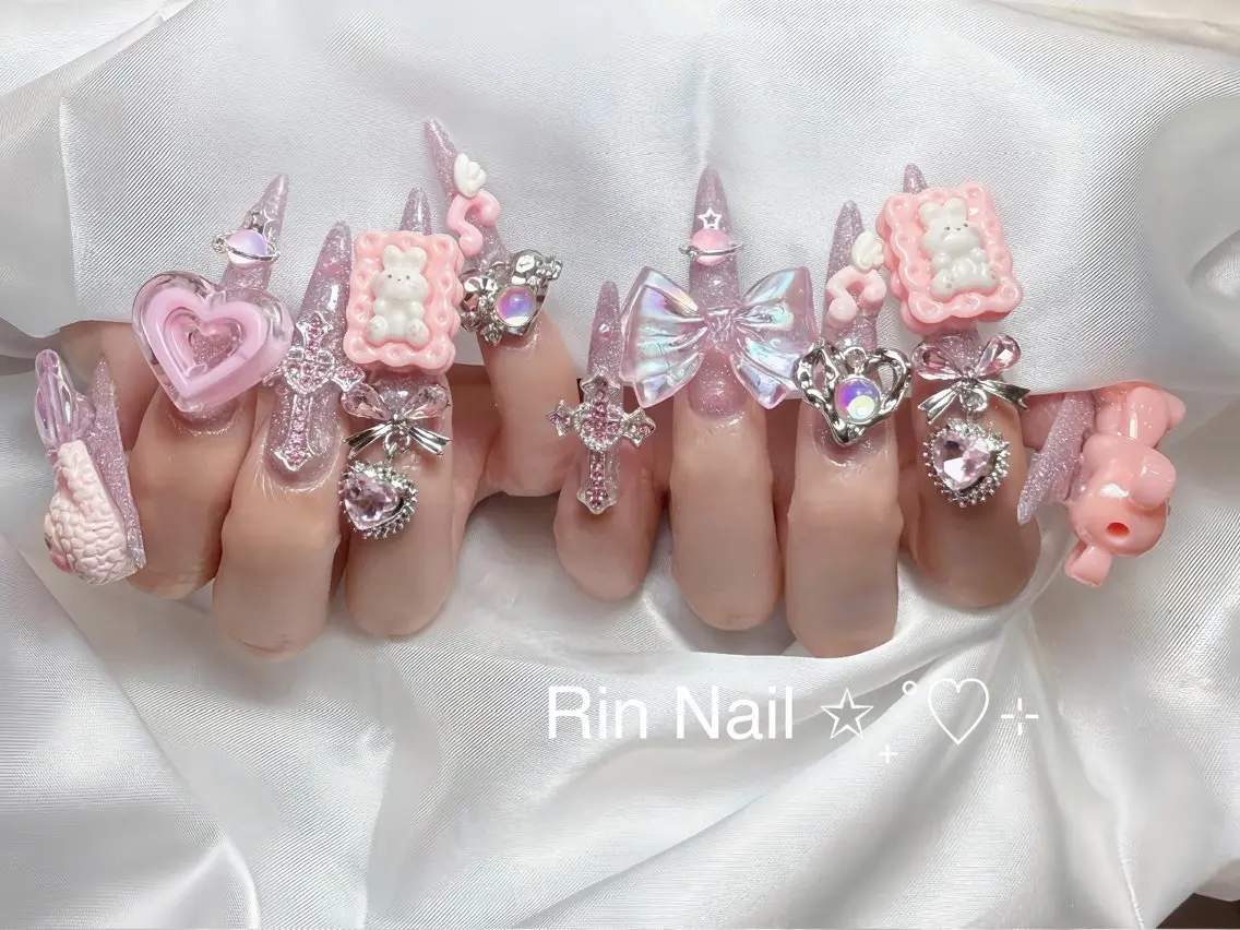 ネイル チークネイル フラッシュネイル フラワーネイル フットネイル ジェルネイル ハンドネイル Rin Nail Shinokuboのネイルデザイン