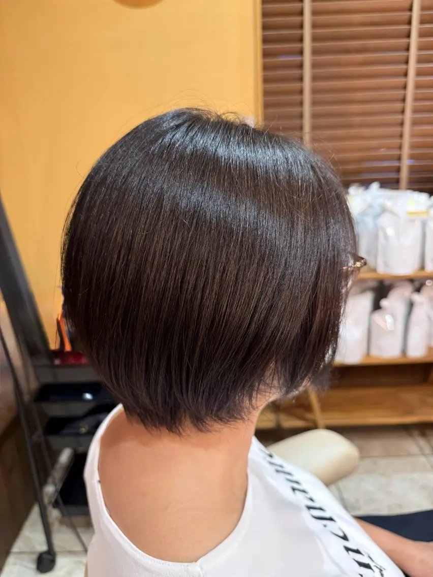 ショート カラー ヘアカラー 中田 こころのヘアスタイル