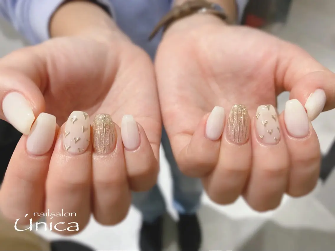 ネイル オフィスネイル シンプルネイル ホワイト nailsalon Única　ウニカのネイルデザイン