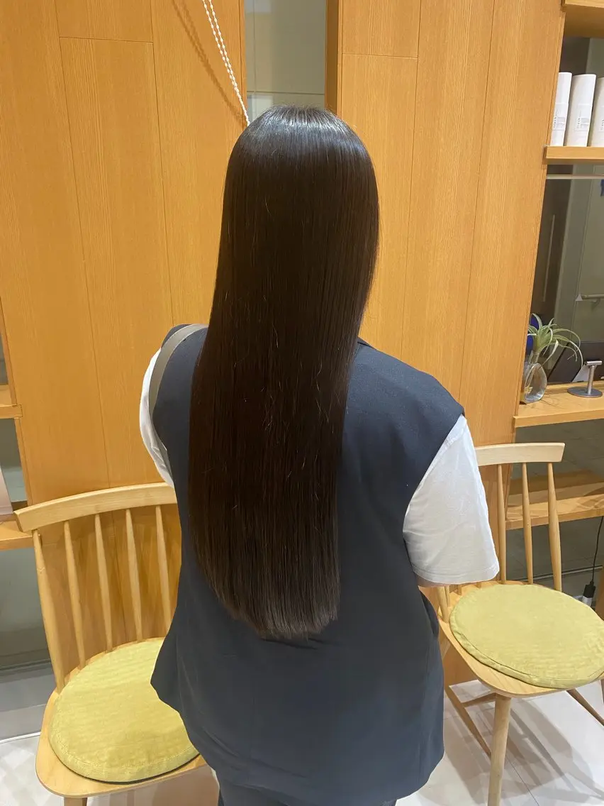 ロング パーマ 縮毛矯正 トリートメント 💎ツヤ髪ストレート カラー💎かのんのヘアスタイル