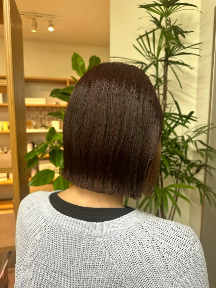 ショート ボブ 外ハネヘア カット ブリーチカラー/ わきたちえ🌻のヘアスタイル