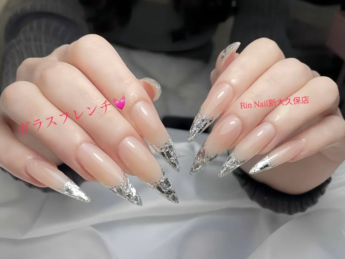 ネイル アニマル柄 ボルドー ブラウン チークネイル フレンチネイル ハンドネイル Rin Nail 新大久保店のネイルデザイン