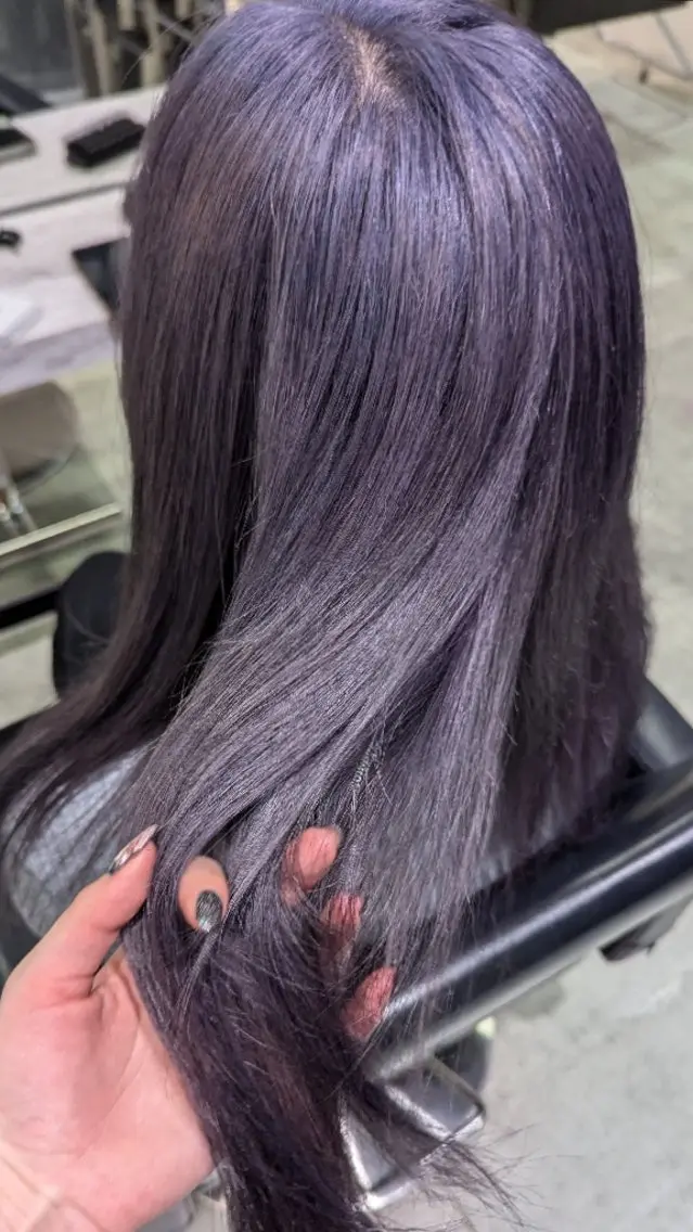 カラー ロング 透明感カラー 推しカラー🦉にじさ んじカラー🌈🕒✨のヘアスタイル