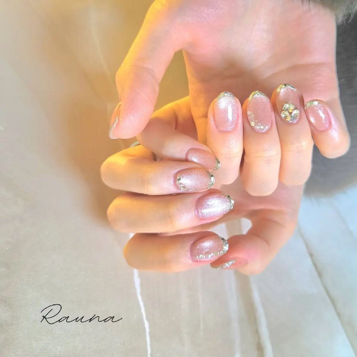 ネイル ハンドネイル Rauna nailsalon のネイルデザイン