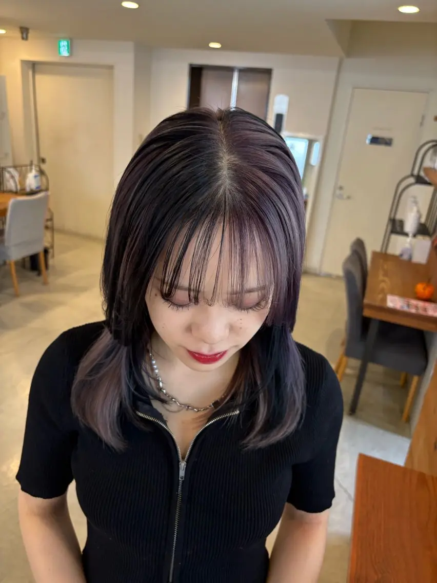 セミロング カラー ツートーンカラー 山形 梨沙のヘアスタイル