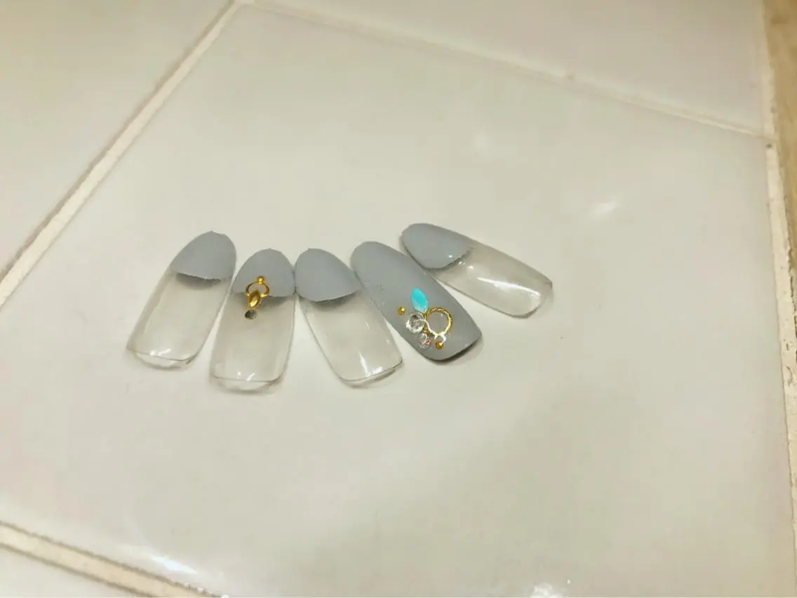 ネイル A MODO MIOのネイルデザイン