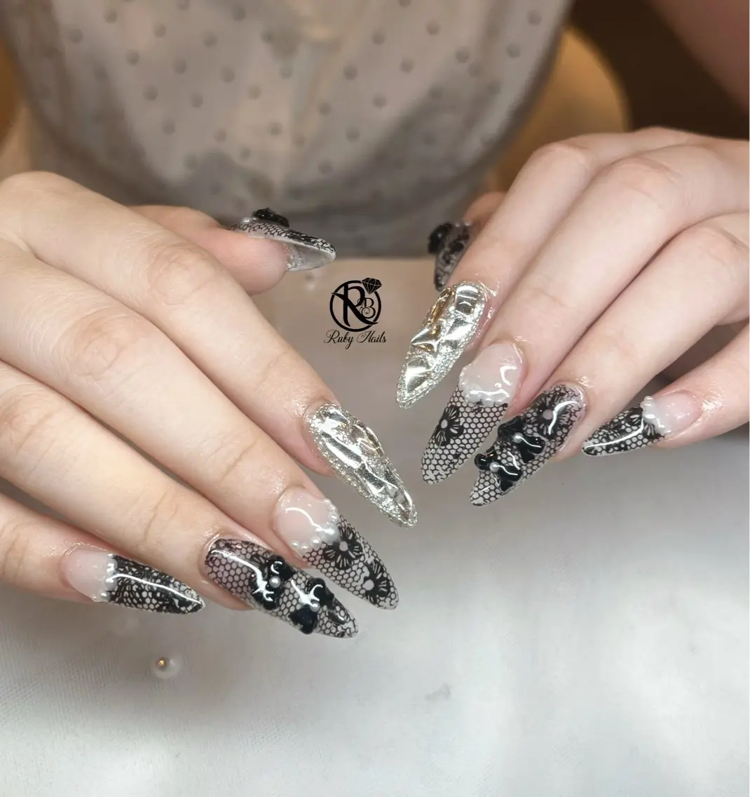 ネイル アニマル柄 チークネイル ドット フレンチネイル グラデーション ハンドネイル Ruby Nail 霞ヶ関店のネイルデザイン