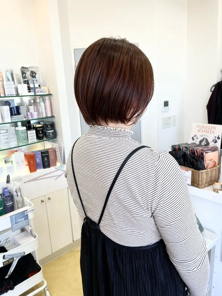 ショート カラー カット ヘアカラー 小野寺 智香のヘアスタイル