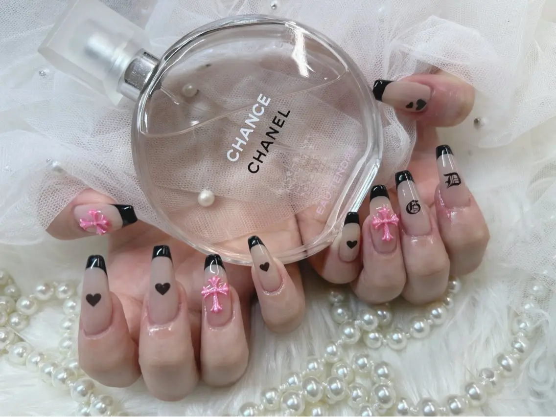 ロング ハンドネイル Nailsalon Angeのネイルデザイン