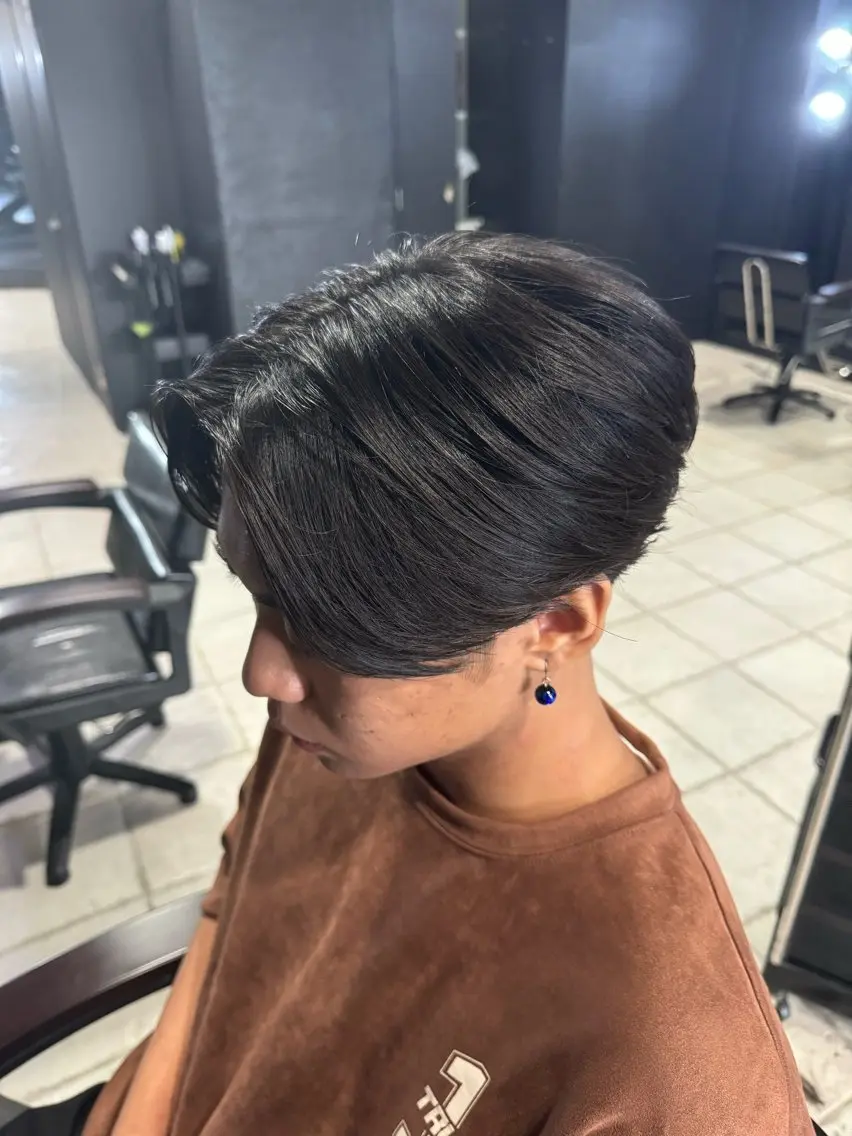 ヘアアレンジ メンズ センターパート カット メンズ専門 美容師✨ アメ村 堀江颯瑛のヘアスタイル
