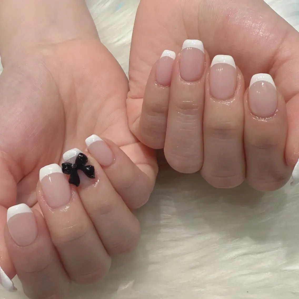 ネイル フレンチネイル リボン ハンドネイル Kanai Harukaのネイルデザイン