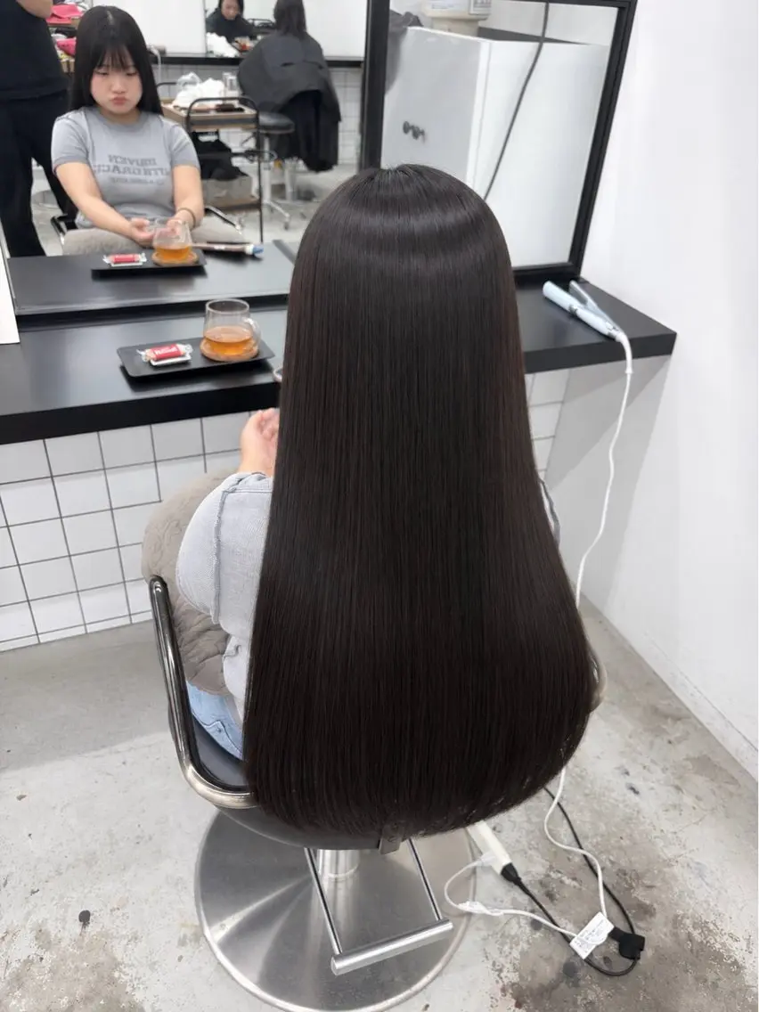 カラー 恋夢💫 JILLSTUDIOのヘアスタイル