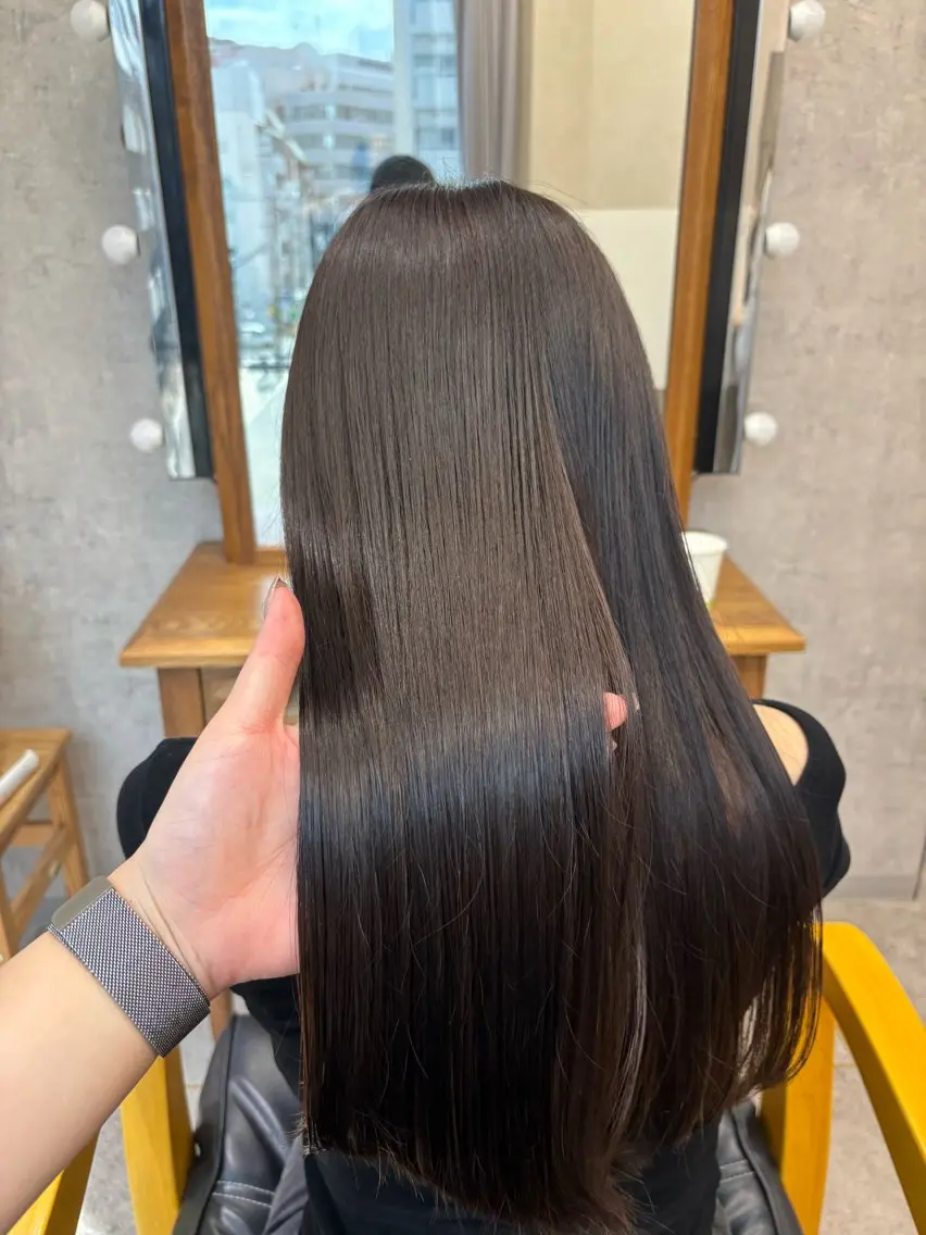 ロング ヘアカラー トリートメント ブリーチなしWカラー ヘアセット菜希のヘアスタイル