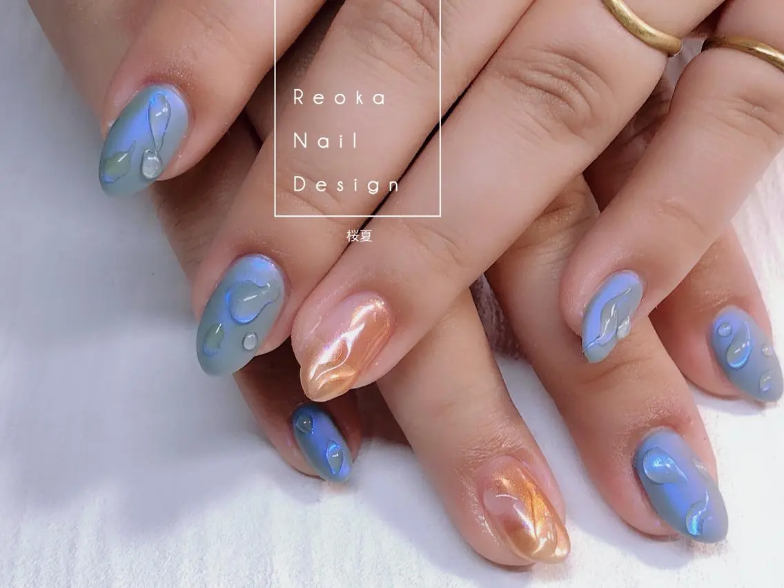 ミディアム ネイル ハンドネイル Blowe ニュアンスのネイルデザイン