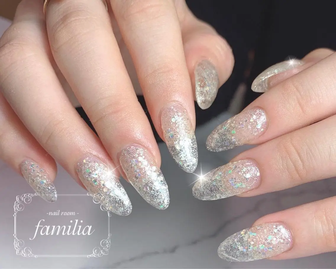 ネイル ラメ(グリッター) ワンカラーネイル -nailroom- familiaのネイルデザイン