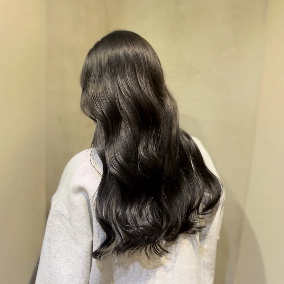 ロング カラー 透明感カラー ヘアカラー トリートメント ⚜️ブリーチ× 透明感✨Hayatoのヘアスタイル