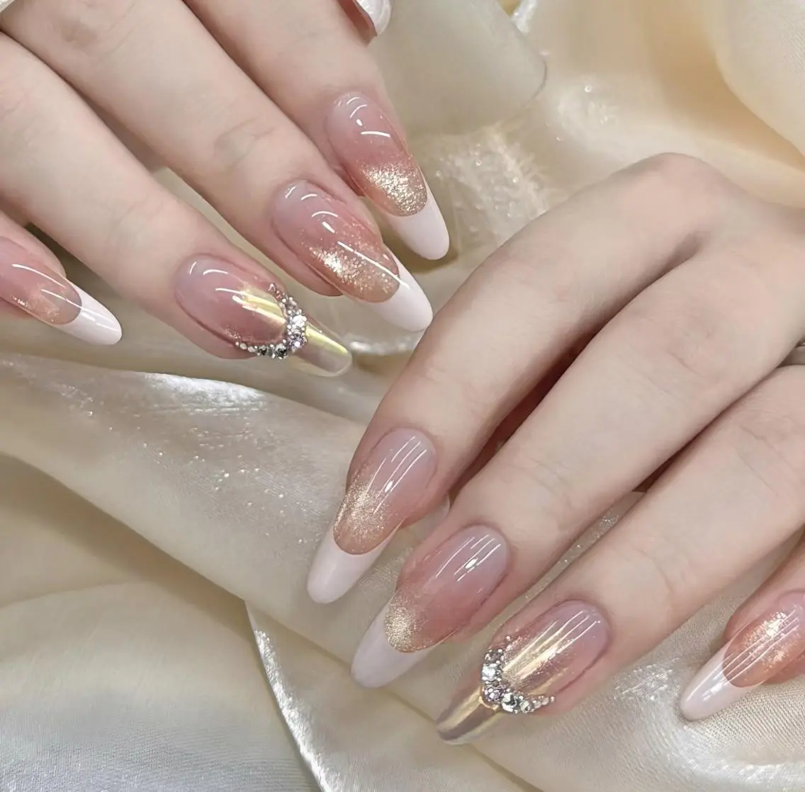 ネイル ハンドネイル 🎀 NaNa_nailのネイルデザイン
