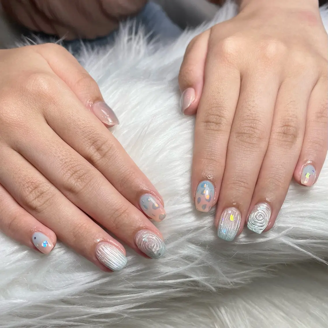 ネイル ハンドネイル RosyBeauty Salonのネイルデザイン