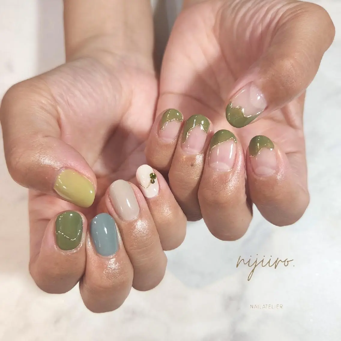 ネイル ハンドネイル nijiiro🌈 サトウのネイルデザイン